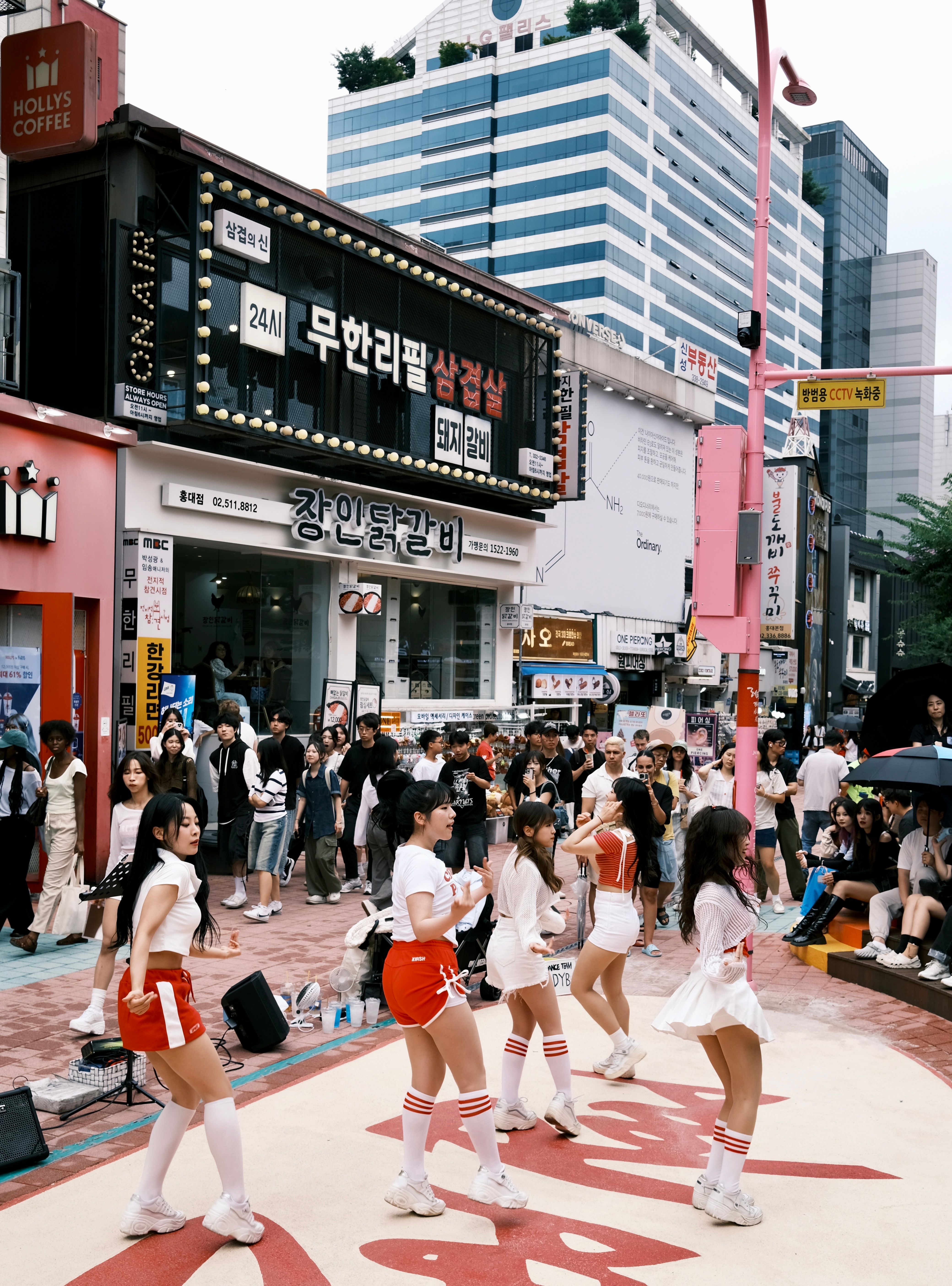 Step Into the World of K-pop Dance! (14+)
