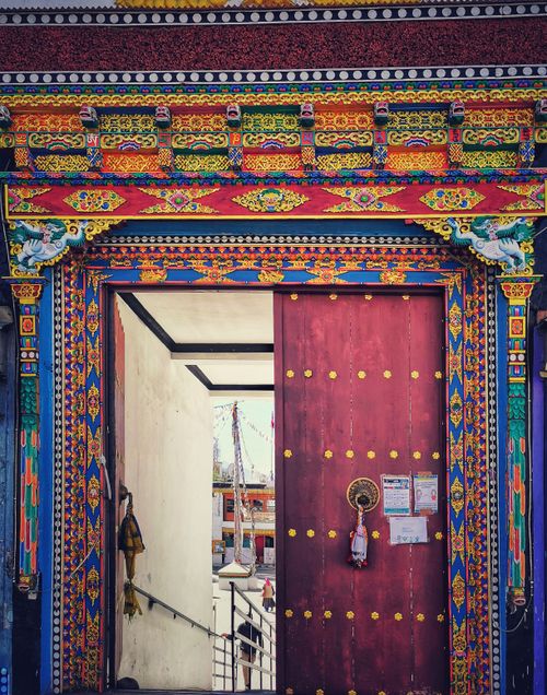 Free Vibrant and ornate doorway of a traditional building in Leh, showcasing intricate designs. Stock Photo