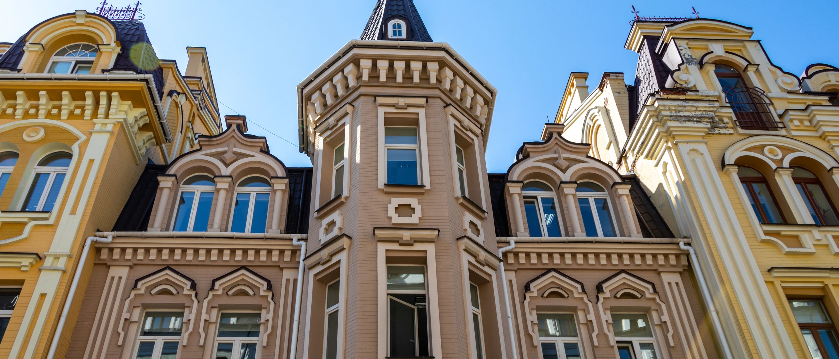 Exterior Painting in Limehouse — dust sheets down and the room fully protected