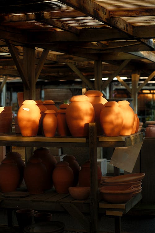 Free Безкоштовне стокове фото на тему «вази, Деревина, кераміка» Stock Photo