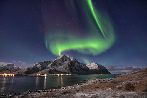 Immagine gratuita di acqua, aurora boreale, bellissimo