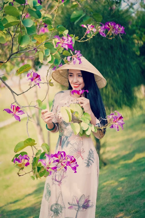 Royalty-Free photo: Women's Wearing Purple Floral Brassiere