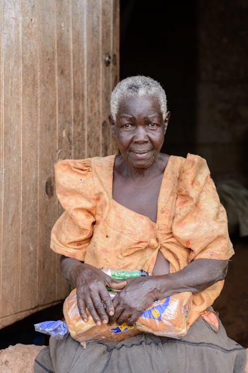 Kostnadsfria Kostnadsfri bild av afrikansk kvinna, äldre, äldre kvinna Stock foto
