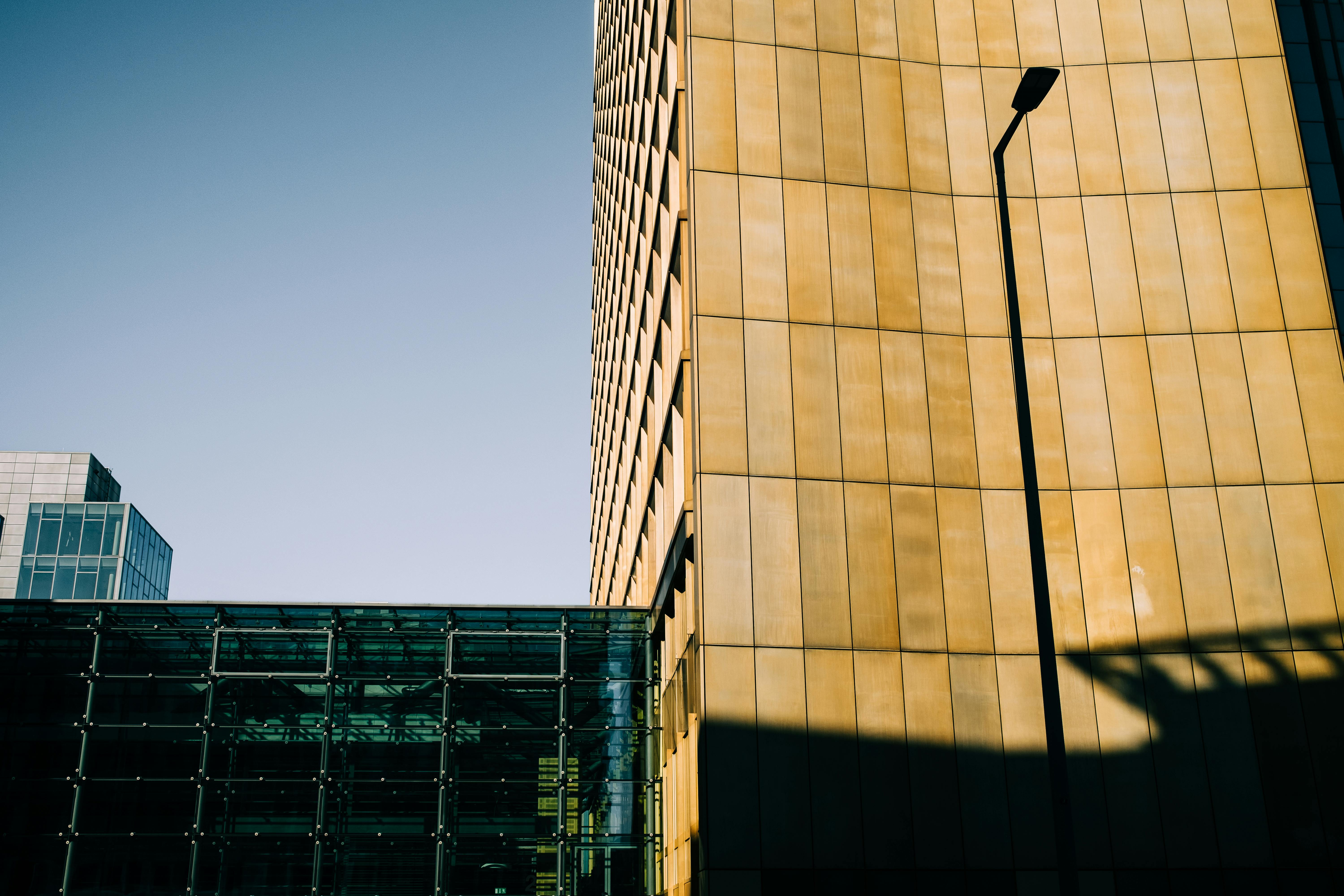 Gratis Immagine gratuita di ambiente urbano, architettura moderna, architettura urbana Foto a disposizione