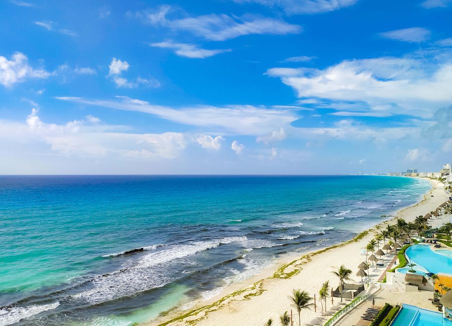 Cancún, Mexico — sights worth exploring · stay connected with a Cancún eSIM from My Holiday SIM