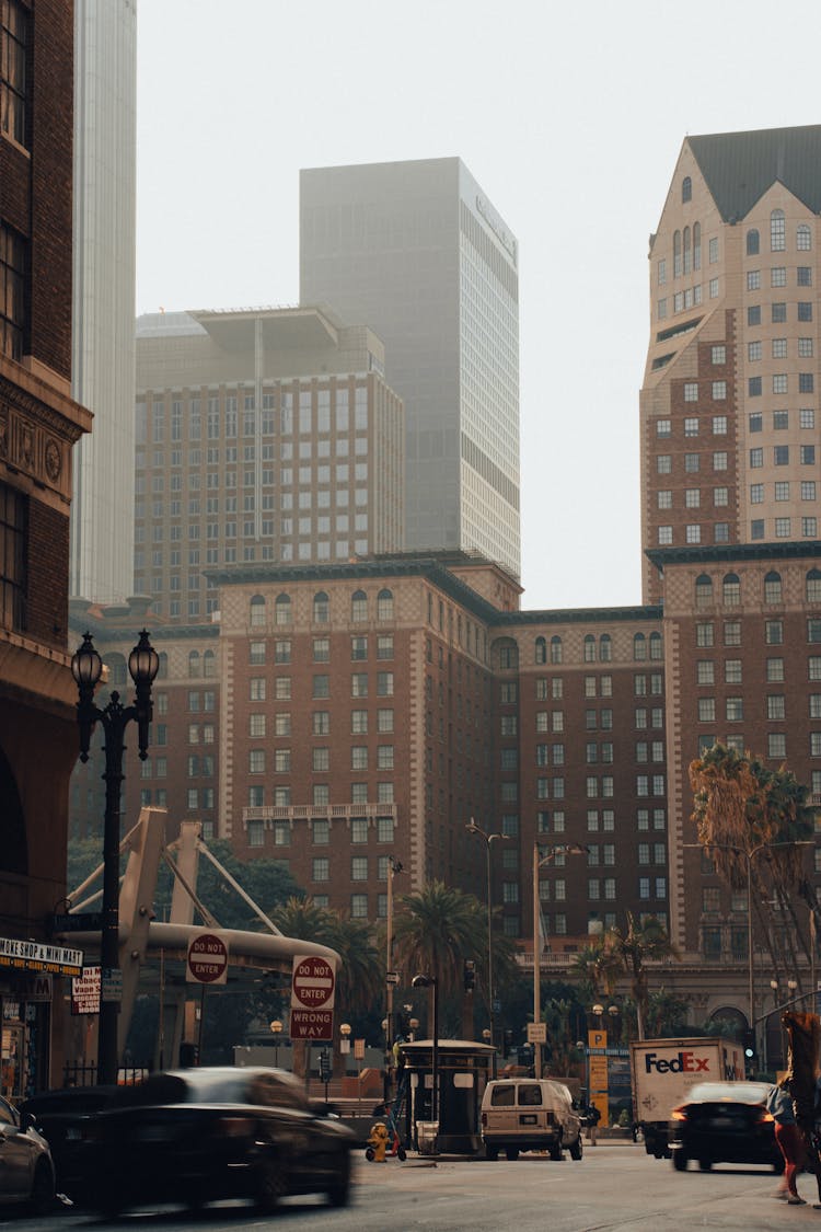 Cityscape With The Millenium Boltimore Hotel In Baltimore Los Angeles