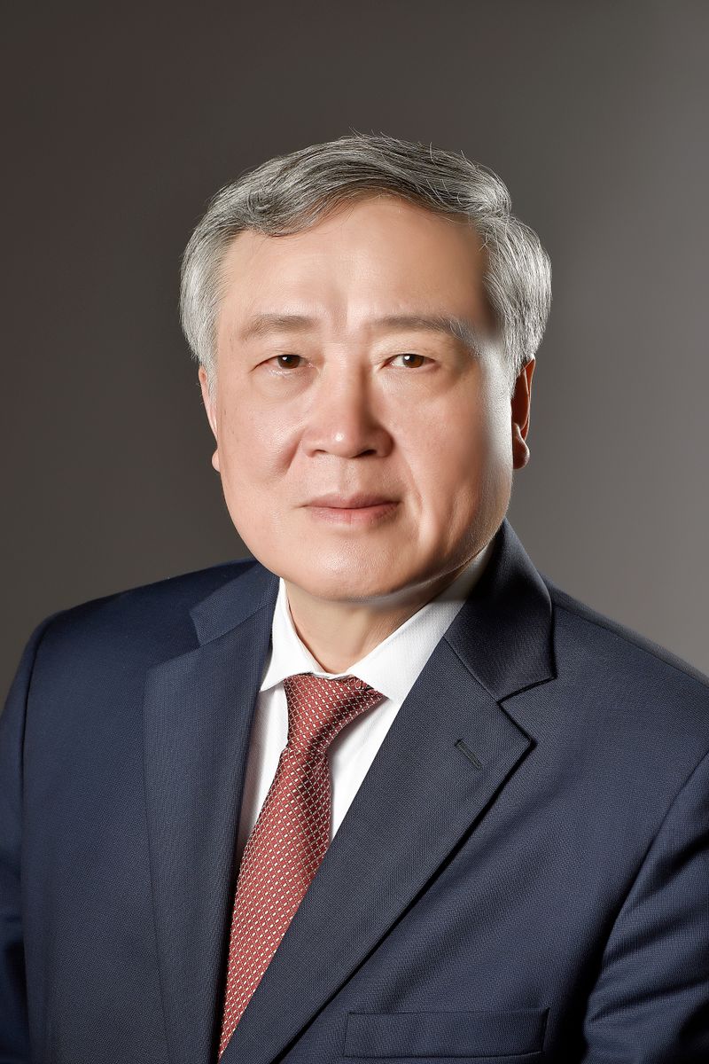 Benjamin Lynch, Managing Partner