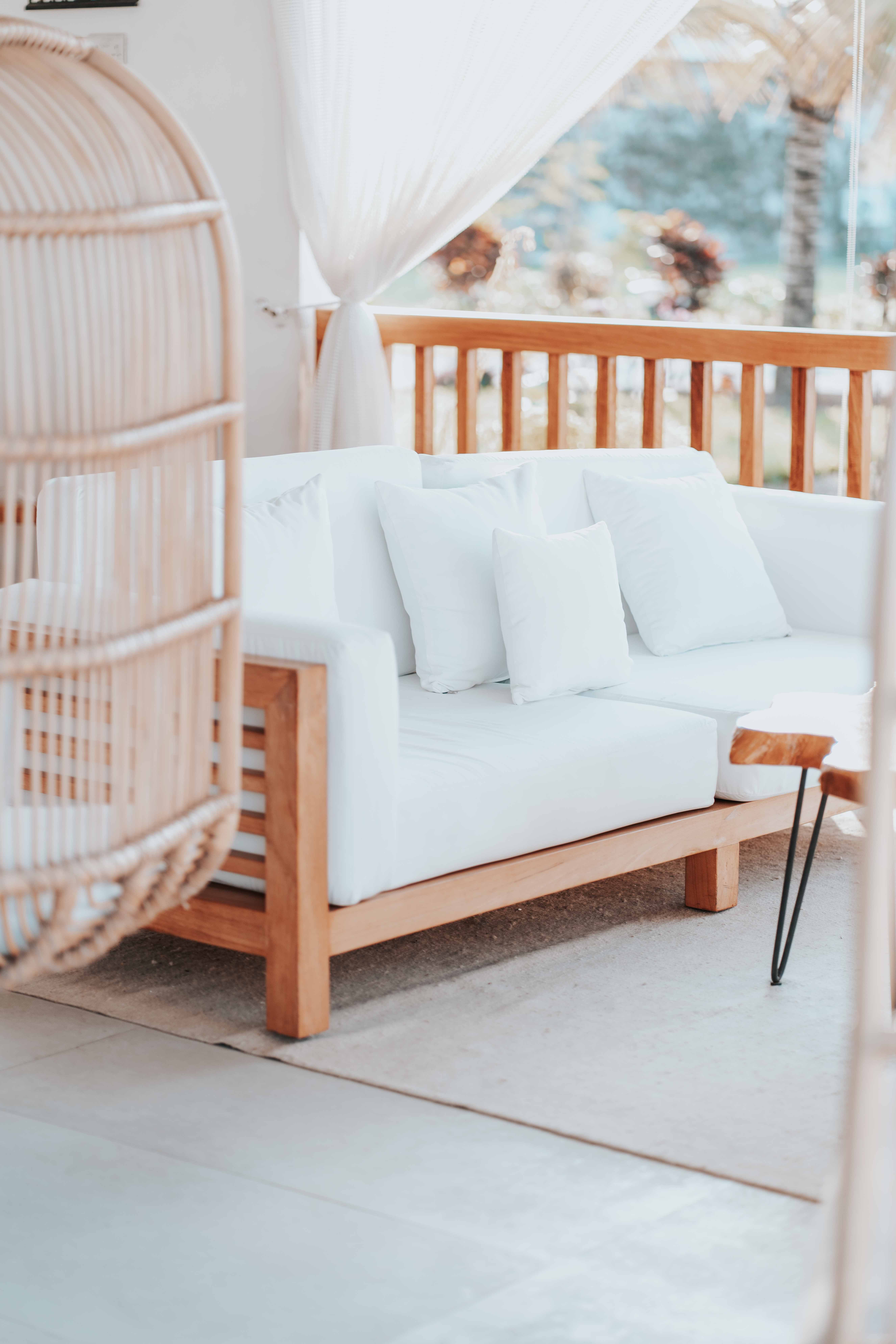White Sofa with Pillows · Free Stock Photo