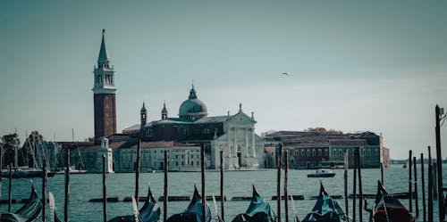 Безкоштовне стокове фото на тему «вежа, вежі, Венеція»