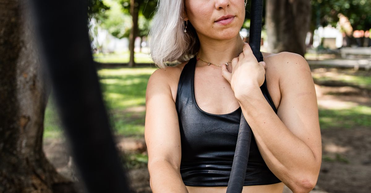 Blond Rope Blond Woman Practicing with Ropes · Free Stock Photo