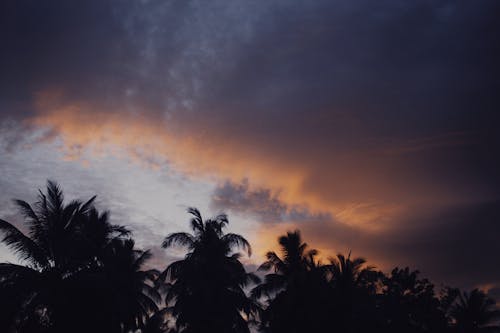 Kostenloses Stock Foto zu dämmerung, dramatisch, himmel