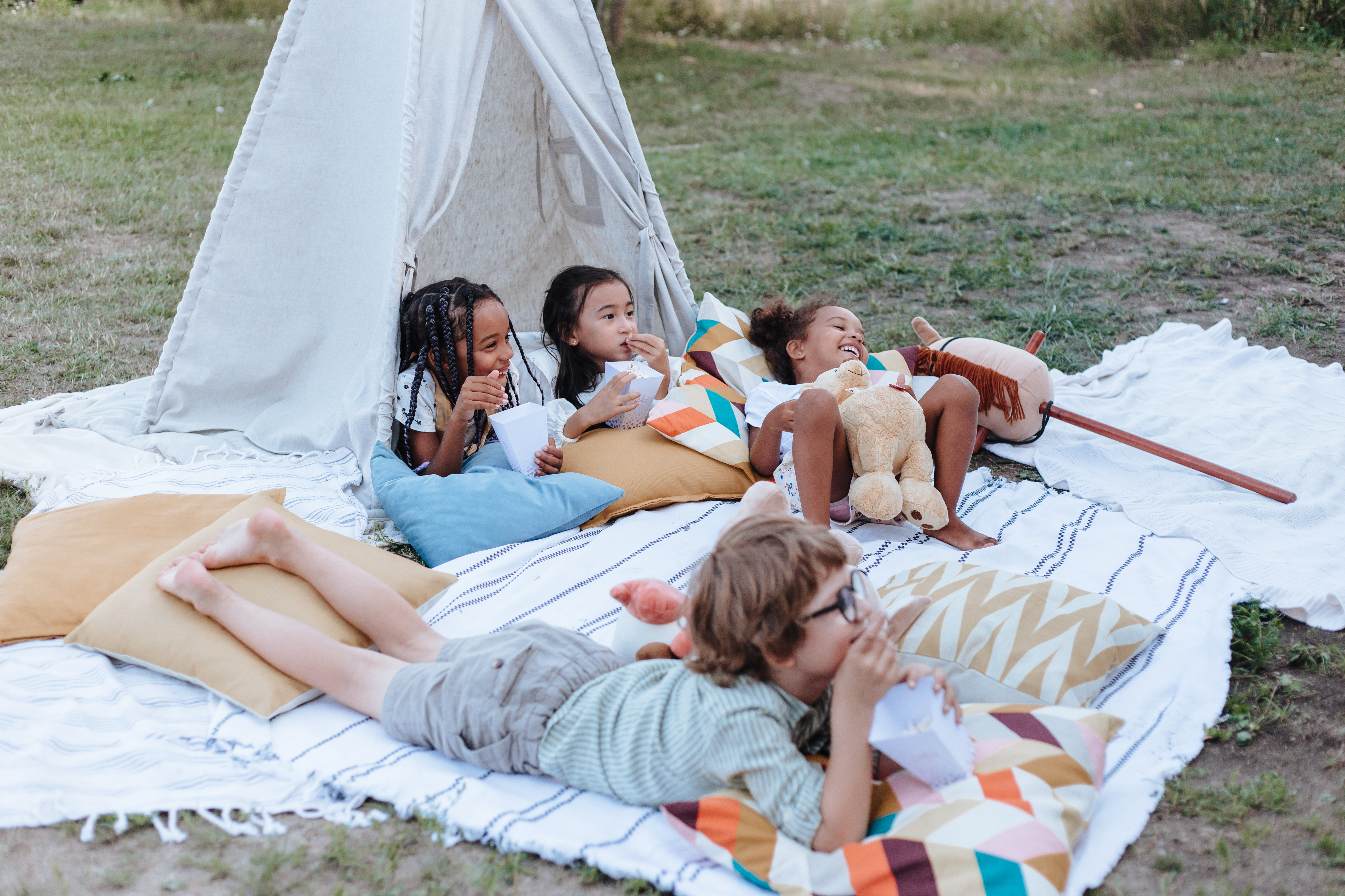Bluey's Camping Episode and 4 More Kids Shows to Inspire Outdoor Adventures — Photo by Ron Lach on Pexels