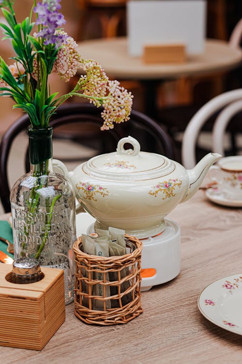 Free A White Teapot on the Table Stock Photo