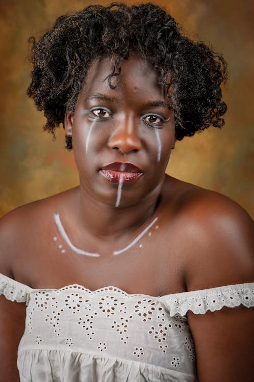 Free Photos gratuites de épaule dénudée, femme afro-américaine, femme noire Stock Photo
