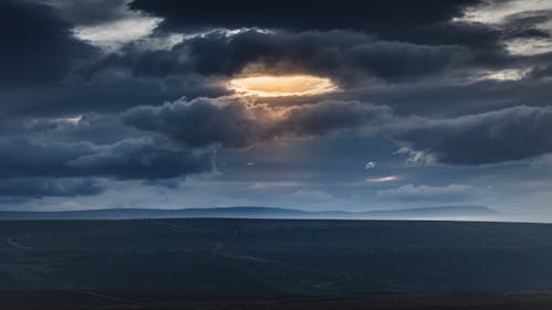 丘陵, 地平線, 多雲的 的 免費圖庫相片