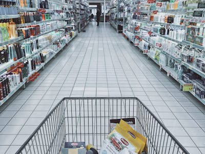 Yak underground shopping complex