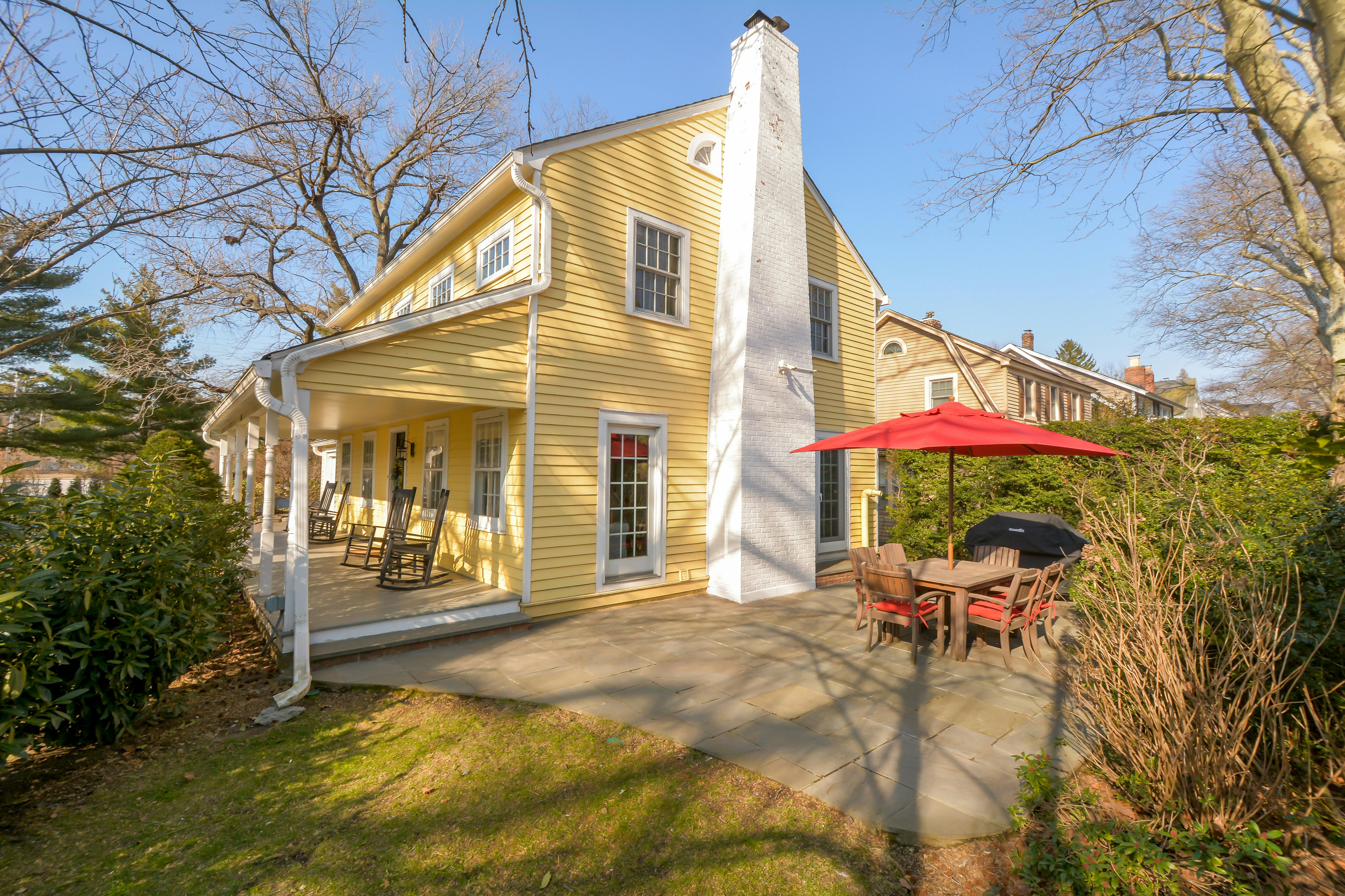 Kostenloses Foto zum Thema: garten, haus, hinterhof