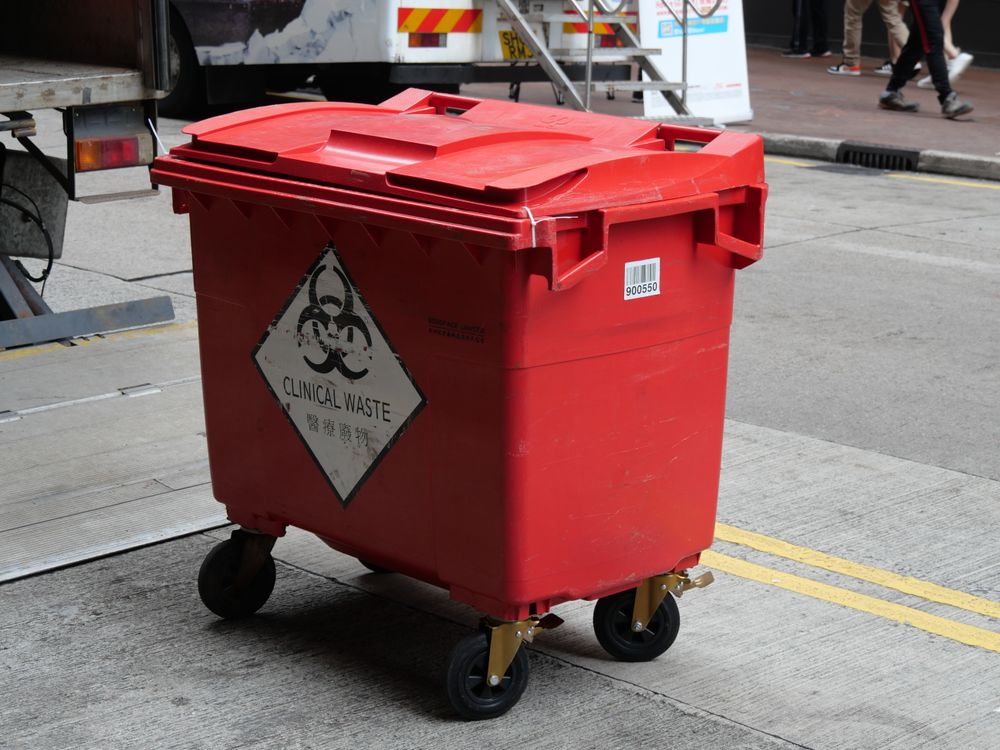 Clinical waste container for medical waste handling