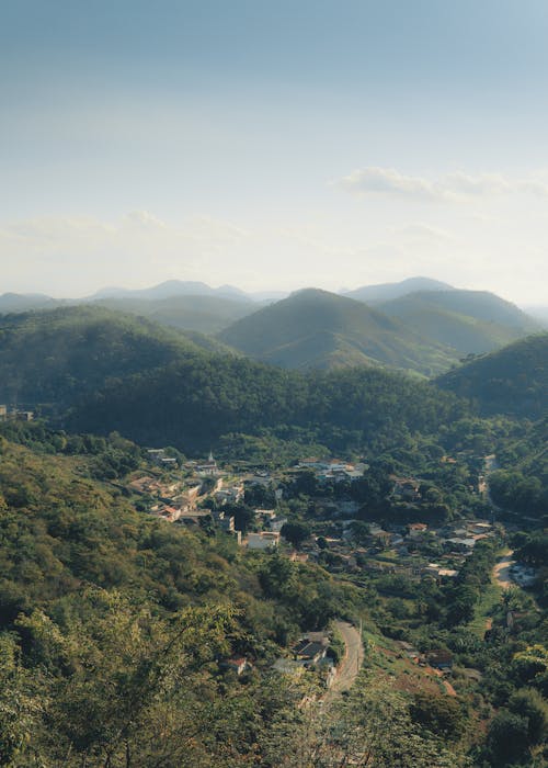 Green Mountains Under White Clouds