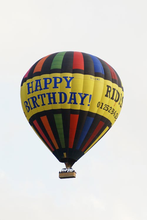 Free A Colorful Hot Air Balloon Under the White Sky Stock Photo