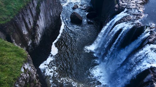 Foto d'estoc gratuïta de caient, cascada, paisatge