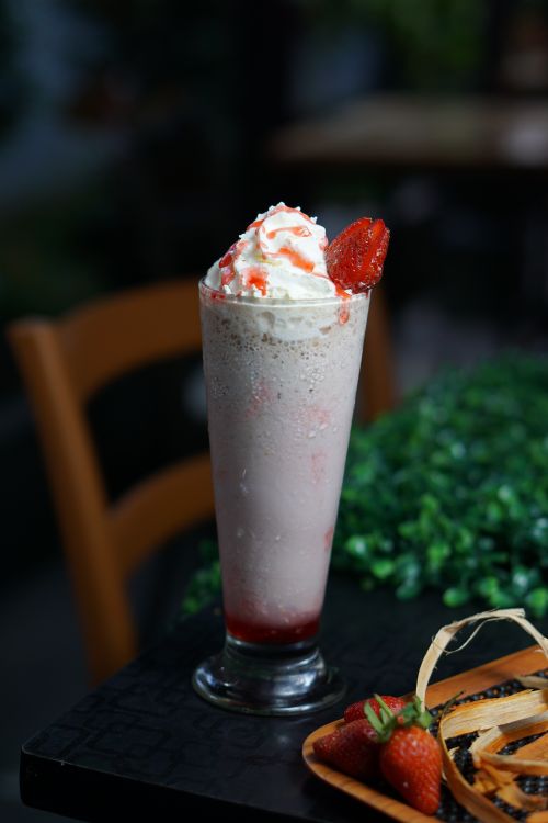 Juices & Desserts
