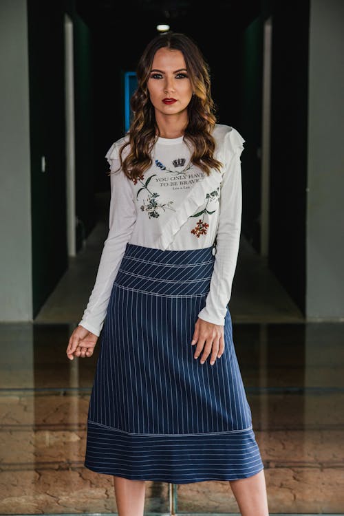Free Photo of Woman Wearing Long sleeved Top and Long Skirt Stock Photo
