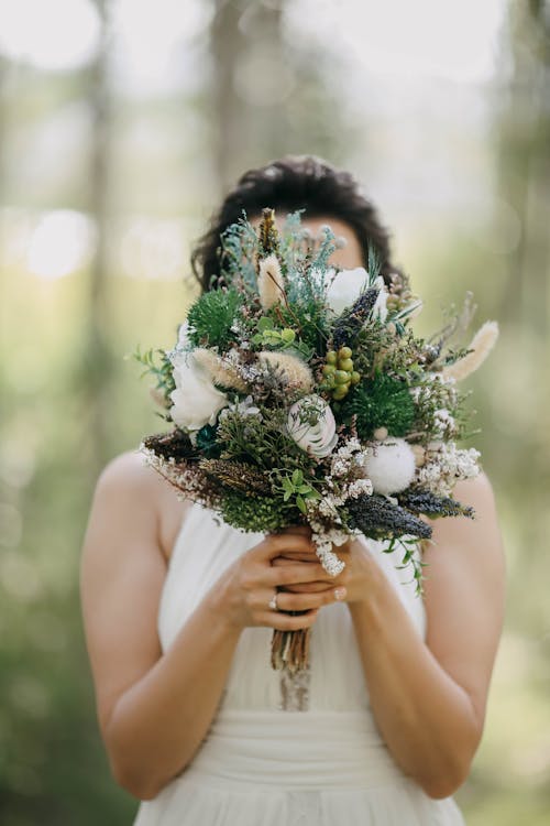 Foto d'estoc gratuïta de arranjament floral, boda, cara obsoleta