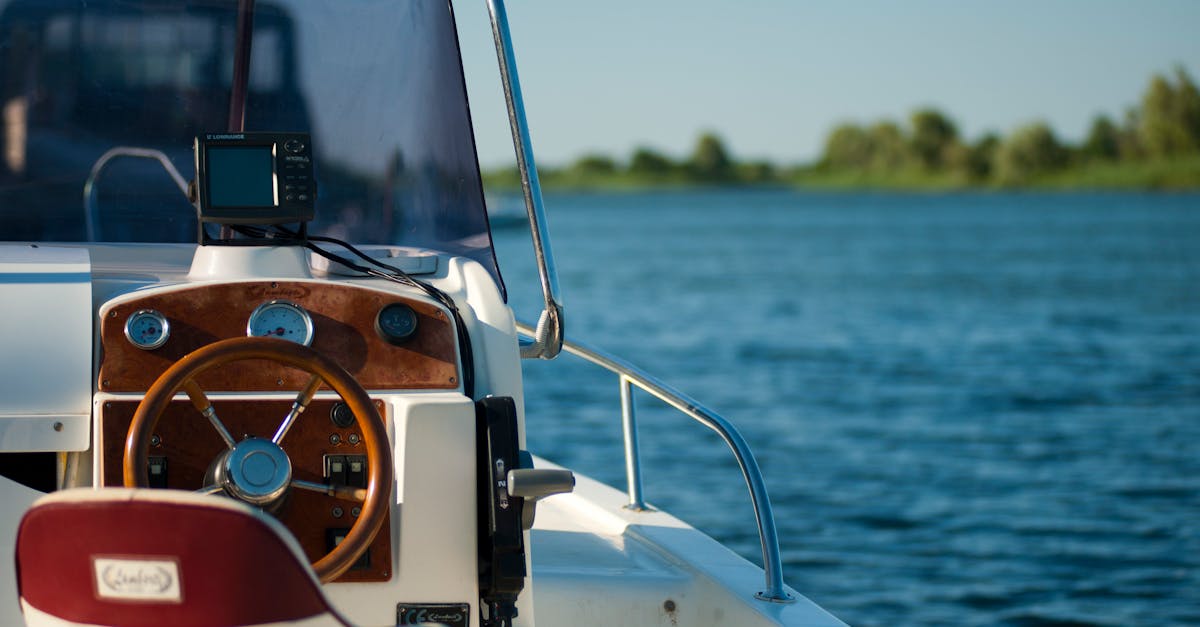 How much does a chef make on a luxury yacht
