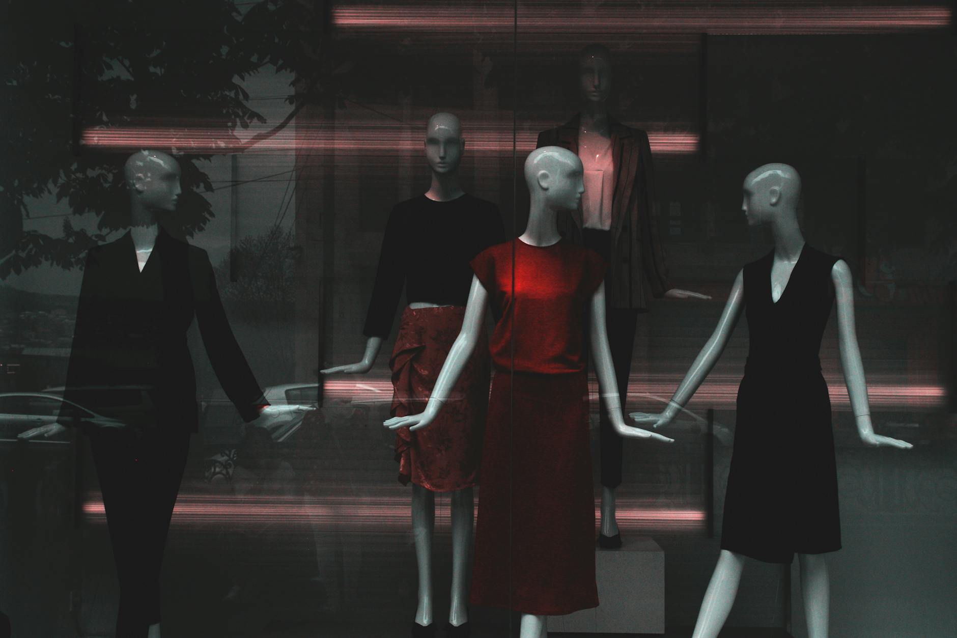 Wrinkled Clothing On A Mannequin