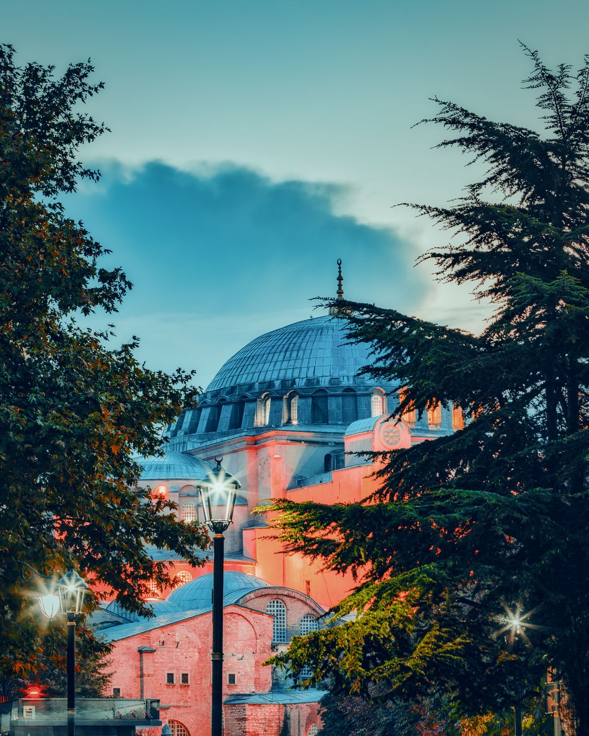 Hagia Sophia surrounded by trees at twilight in Istanbul, Turkey private tour