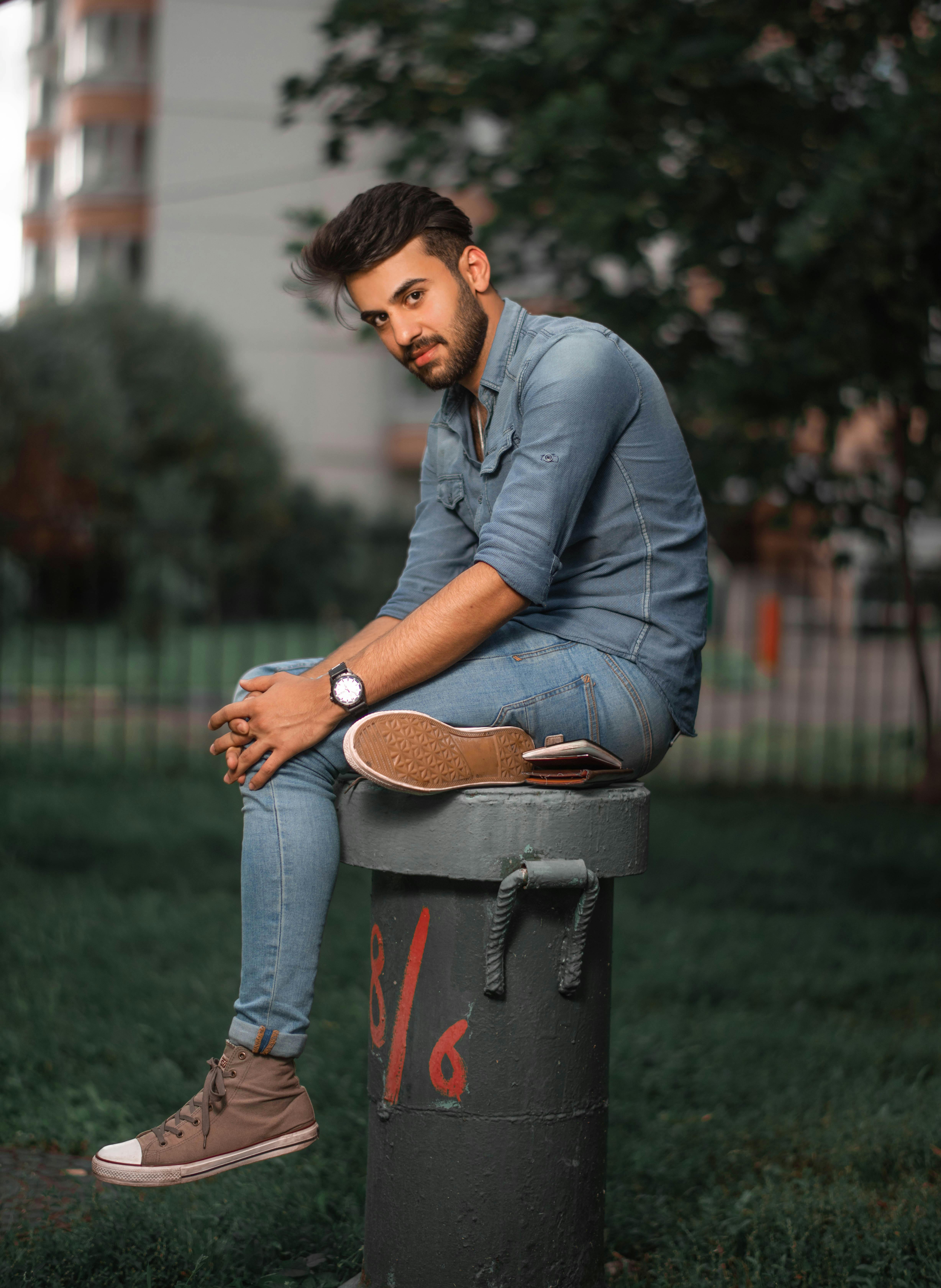 Male model posing on bench hi-res stock photography and images - Alamy