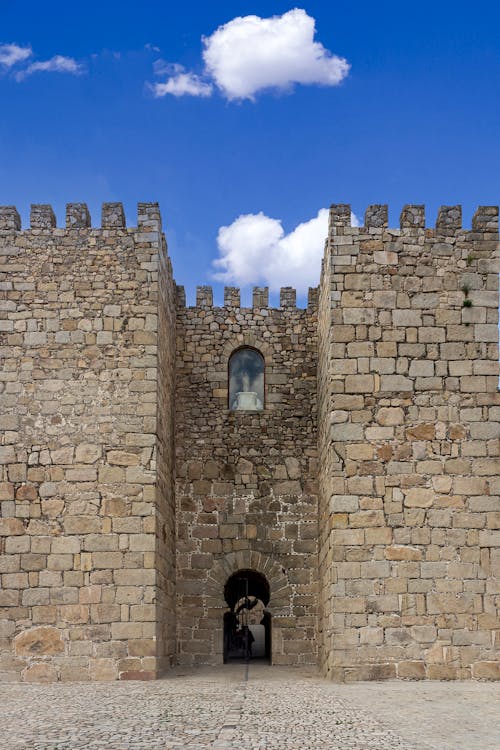 Free Cobblestone Fortress under Blue Sky  Stock Photo