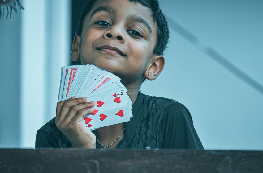 Online Casino: Spielautomaten und Live-Spiele im Überblick