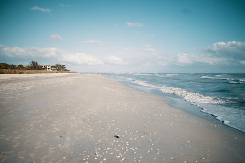 Kostenloses Stock Foto zu blauer himmel, draußen, meer