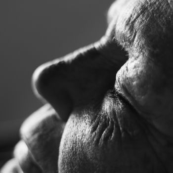Invisible wrinkles- Wrinkle is a common problem with everyone