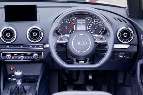 Gratis lagerfoto af Audi, betjeningspanel, bil