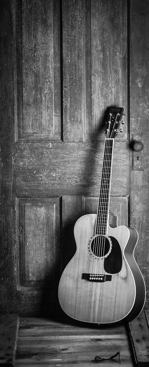 Základová fotografie zdarma na téma akustická kytara, akustický, černobílý