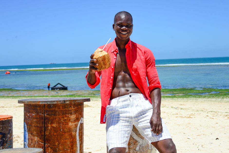 Lightweight linen clothing and comfortable sandals for a trip to the Dominican Republic