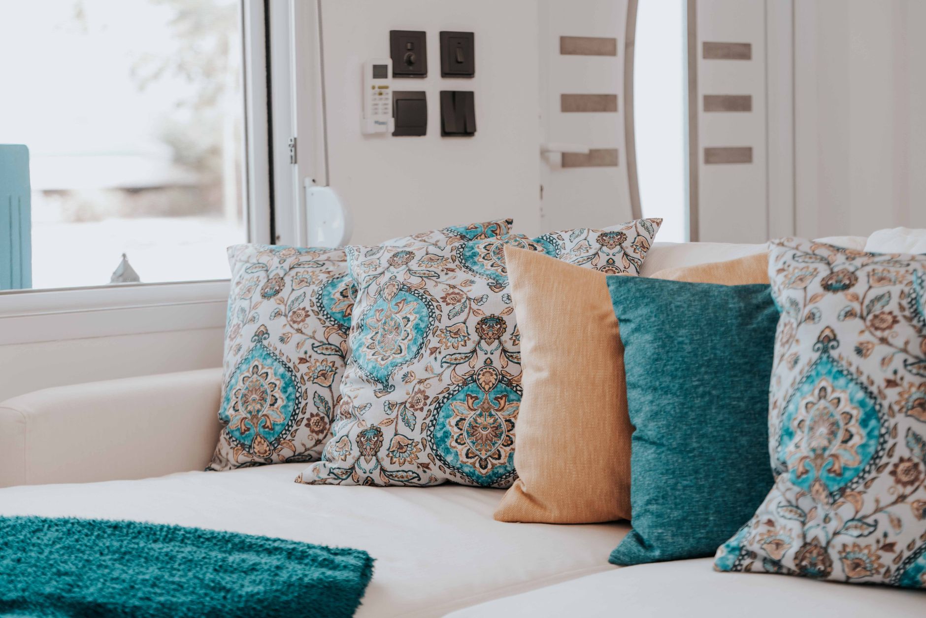 Best Throw Pillows and Pillow Inserts of 2026