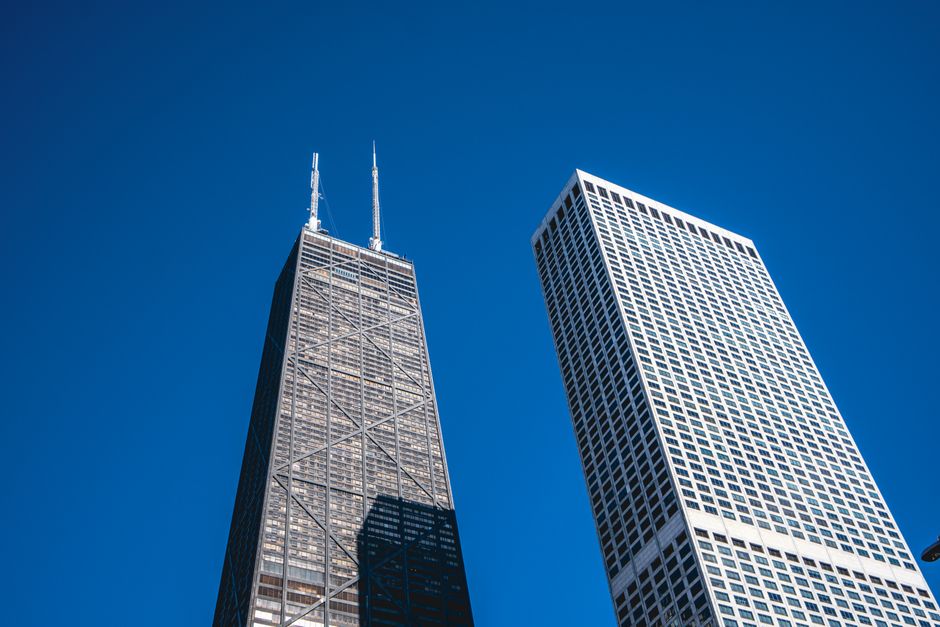 Luxury high-rise building exterior in Chicago Luxury high-rise building exterior in Chicago