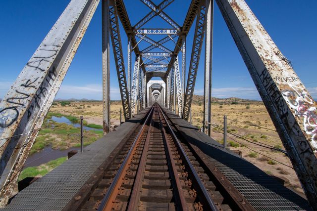 Old steel truss railway bridge — Keith Farnham on Pexels