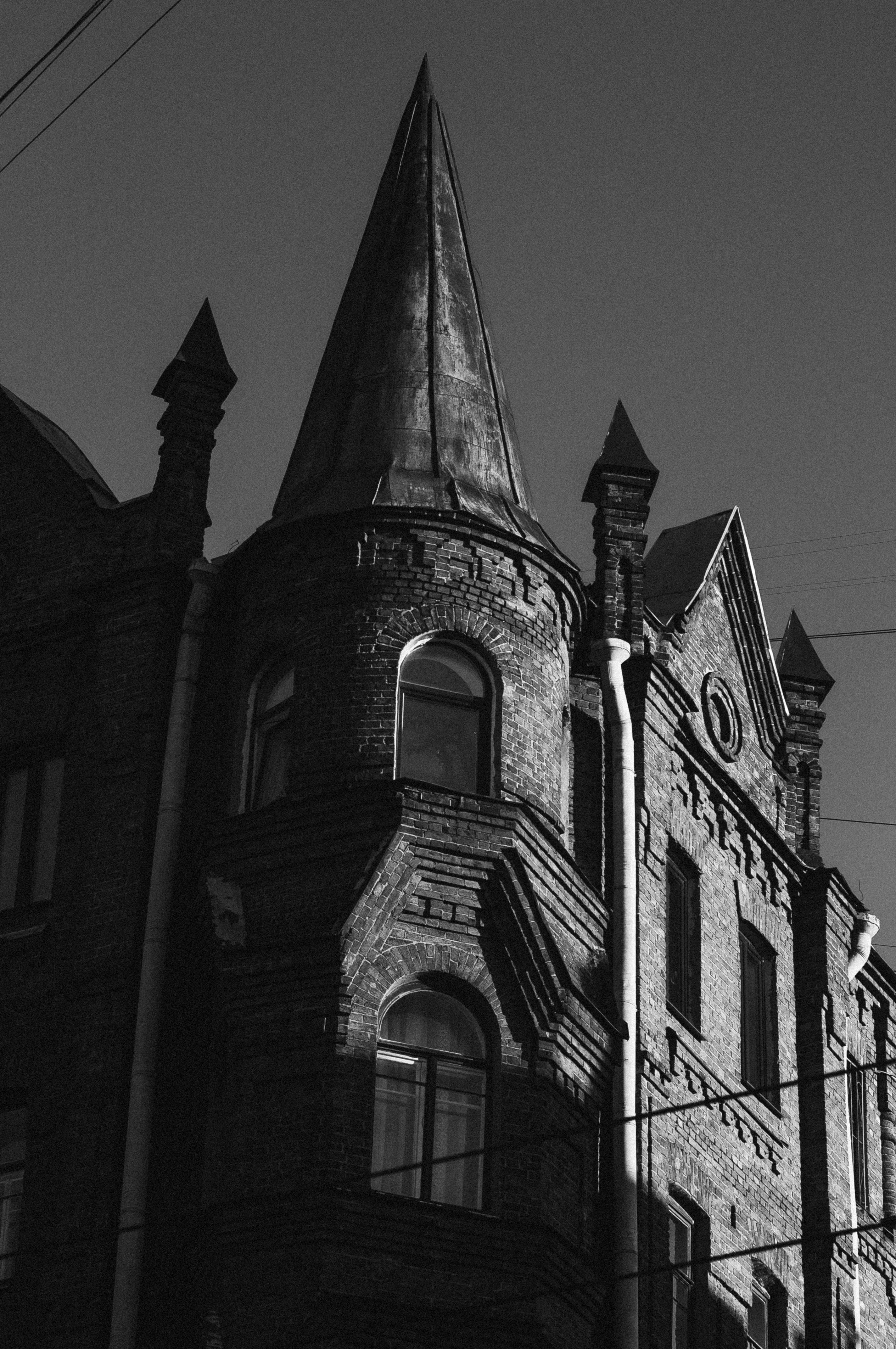 Black and White Abstract Architecture · Free Stock Photo