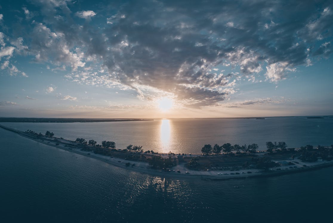 Szenische Ansicht Des Ozeans Während Des Sonnenaufgangs