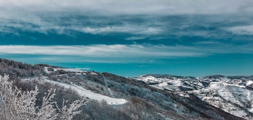 Darmowe zdjęcie z galerii z góra, śnieg, szczyt