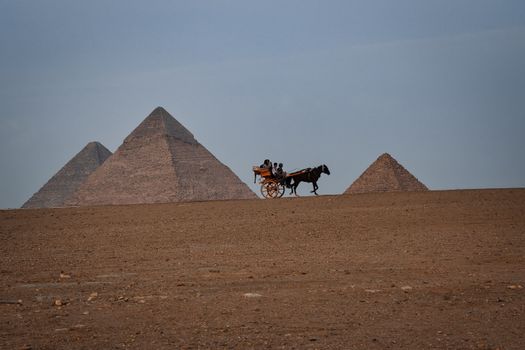 Giza pyramids with an Egyptologist — Cairo