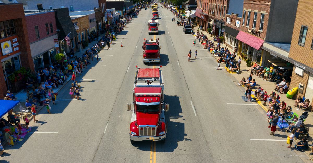 Cardinals Homecoming Week Puts Downtown Melissa in the Spotlight