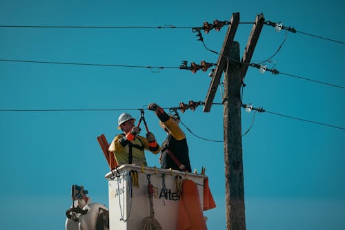 Kostnadsfri bild av blå himmel, distribution, elektricitet