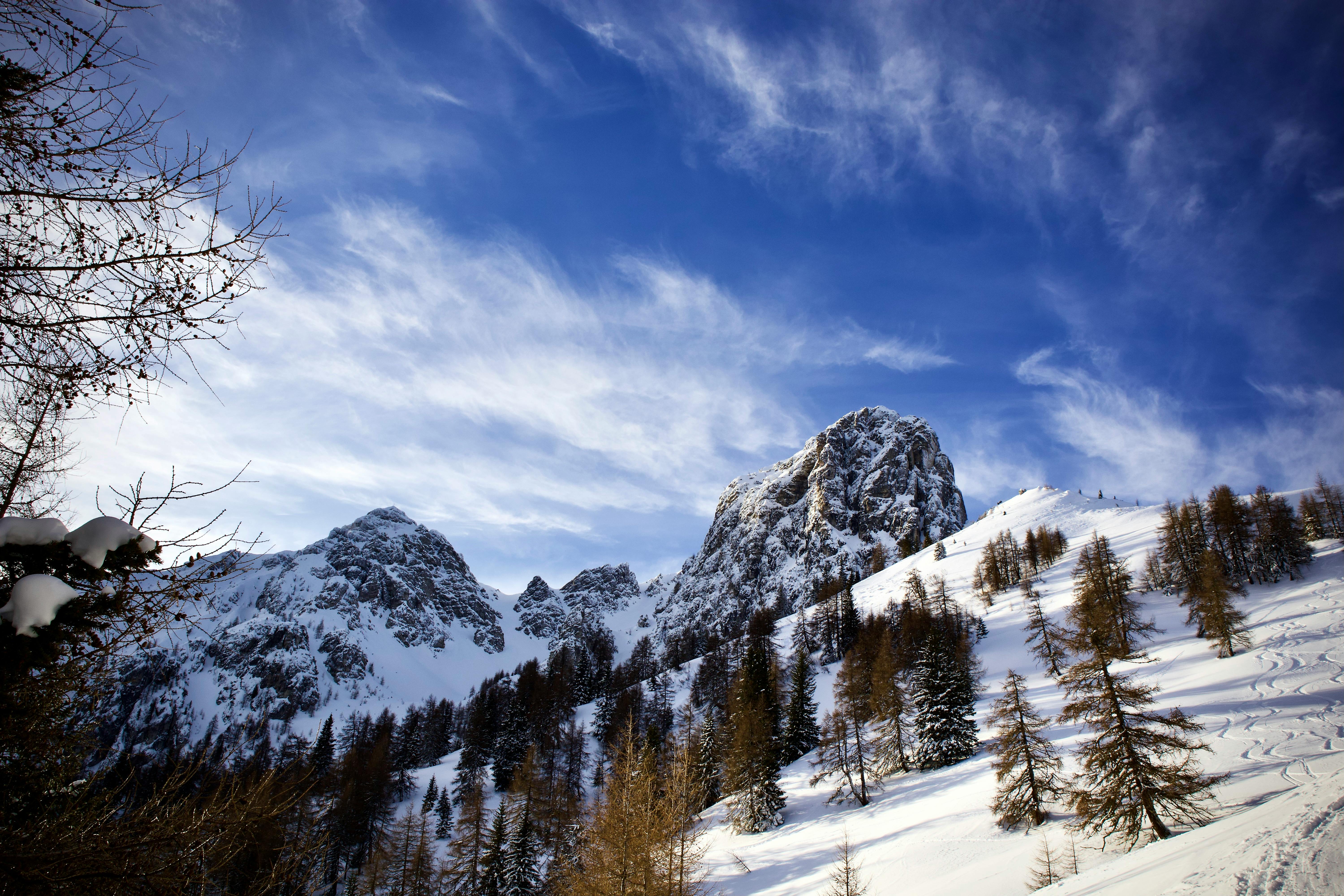 Prescription Goggle Inserts - Breathtaking view of snow-covered peaks and blue sky in Mutters, Tirol, Austria.