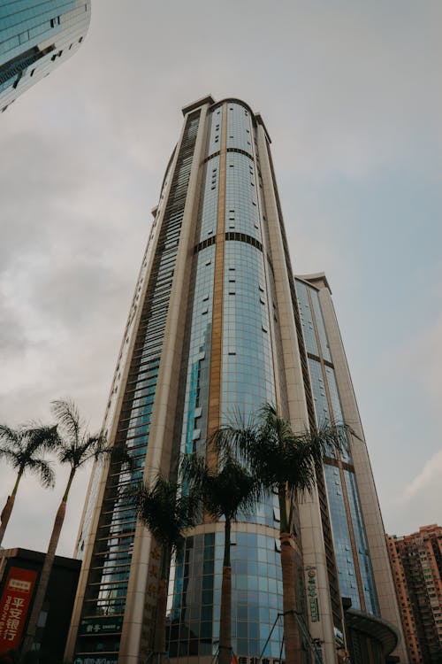 Free Low Angle Photography of High-Rise Building Stock Photo